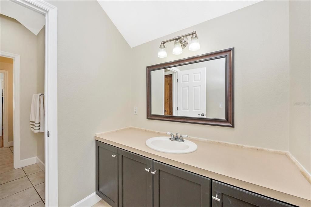 For Sale: $1,350,000 (3 beds, 2 baths, 2929 Square Feet)