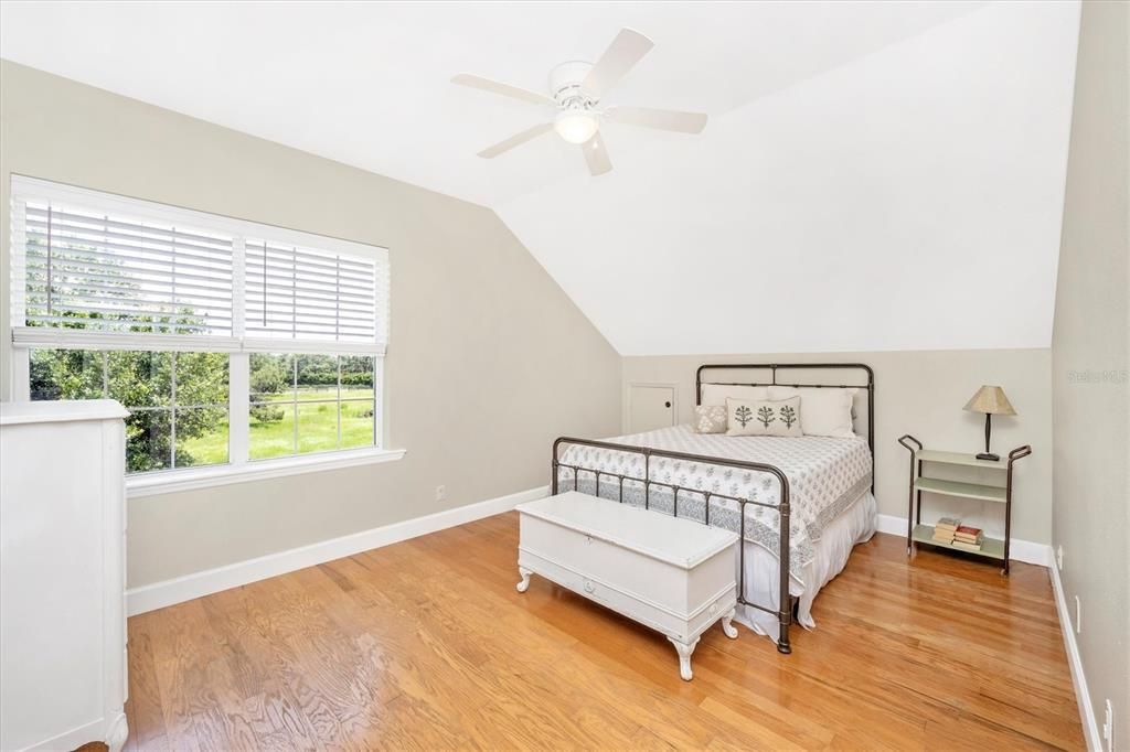 For Sale: $1,350,000 (3 beds, 2 baths, 2929 Square Feet)