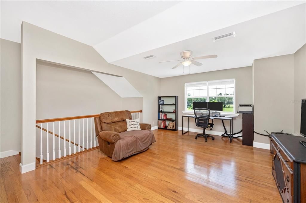 For Sale: $1,350,000 (3 beds, 2 baths, 2929 Square Feet)