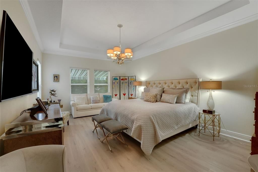 En Venta: $999,000 (4 camas, 3 baños, 3261 Pies cuadrados)