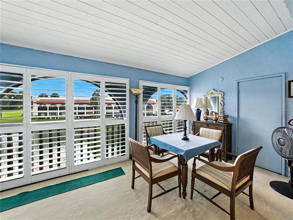 待售: $165,000 (2 贝兹, 2 浴室, 1280 平方英尺)