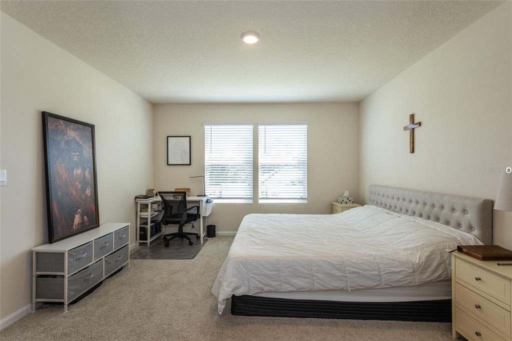 For Sale: $260,000 (3 beds, 2 baths, 1756 Square Feet)