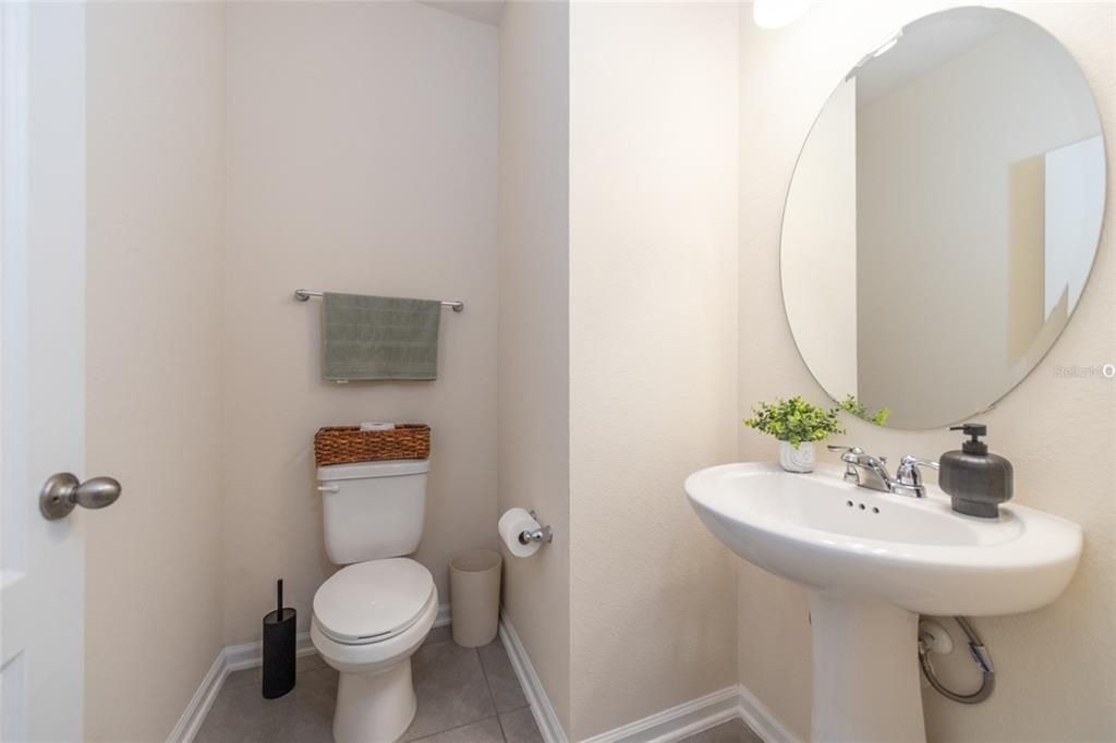 For Sale: $260,000 (3 beds, 2 baths, 1756 Square Feet)