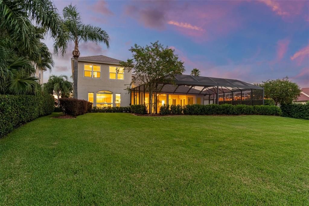 En Venta: $1,099,000 (4 camas, 4 baños, 3709 Pies cuadrados)