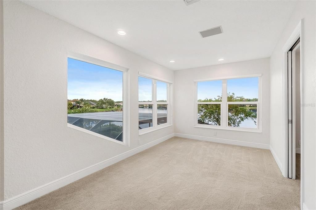 En Venta: $1,099,000 (4 camas, 4 baños, 3709 Pies cuadrados)