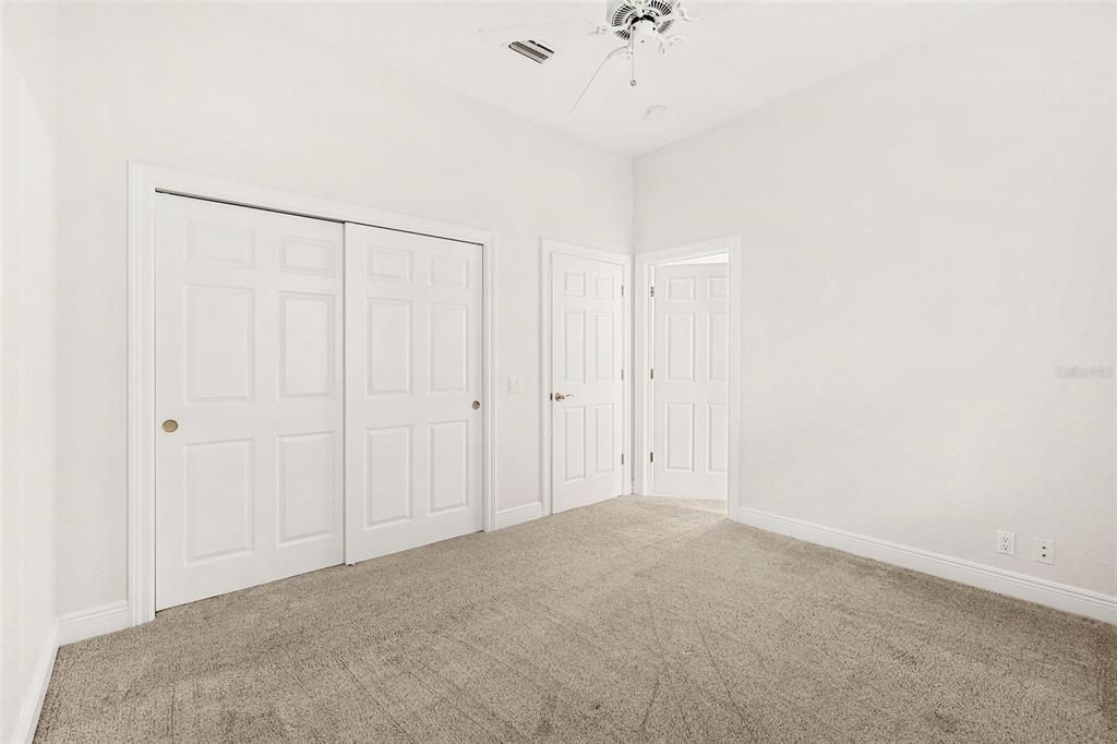 En Venta: $1,099,000 (4 camas, 4 baños, 3709 Pies cuadrados)