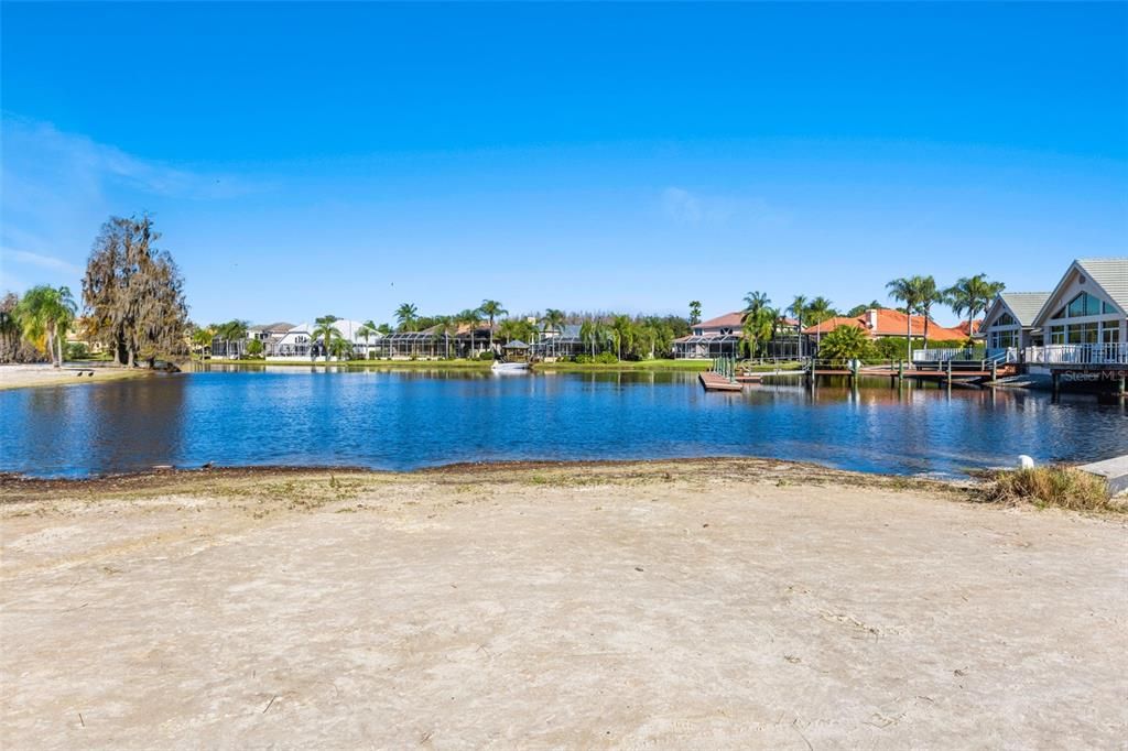 En Venta: $1,099,000 (4 camas, 4 baños, 3709 Pies cuadrados)