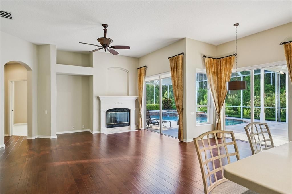 Active With Contract: $699,900 (4 beds, 3 baths, 2655 Square Feet)