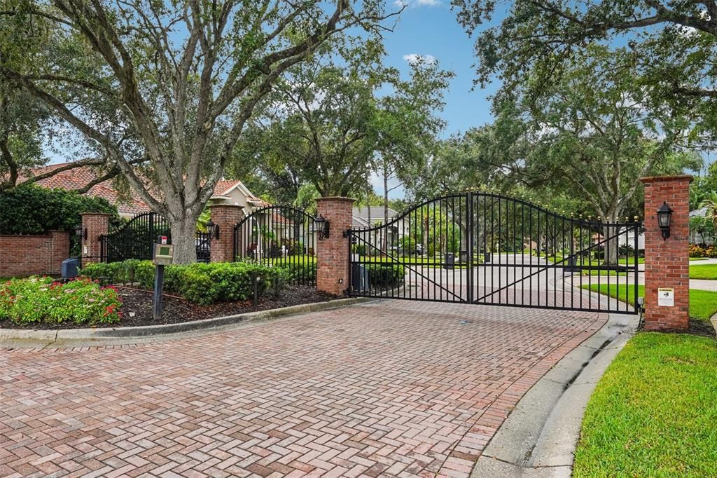 Active With Contract: $699,900 (4 beds, 3 baths, 2655 Square Feet)