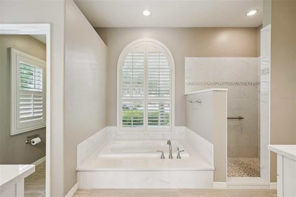 Active With Contract: $699,900 (4 beds, 3 baths, 2655 Square Feet)