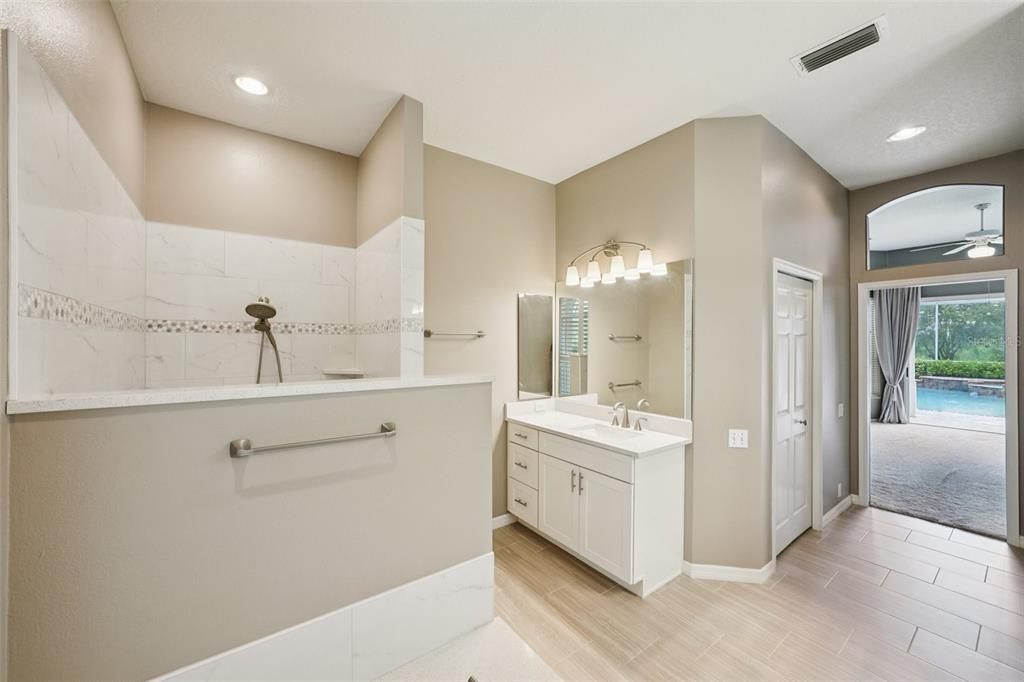 Active With Contract: $699,900 (4 beds, 3 baths, 2655 Square Feet)