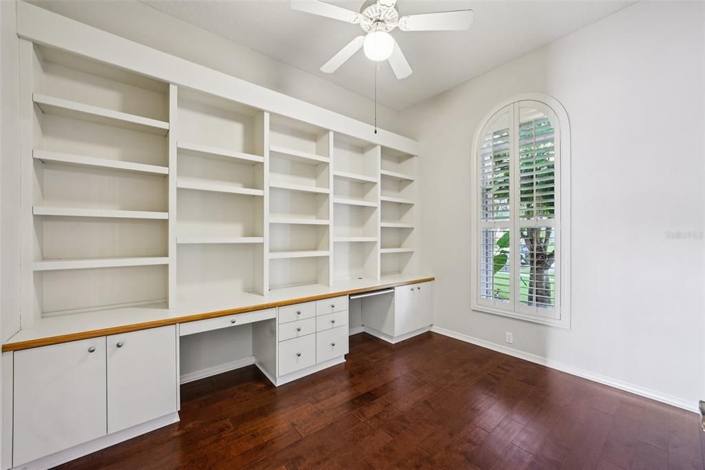 Active With Contract: $699,900 (4 beds, 3 baths, 2655 Square Feet)