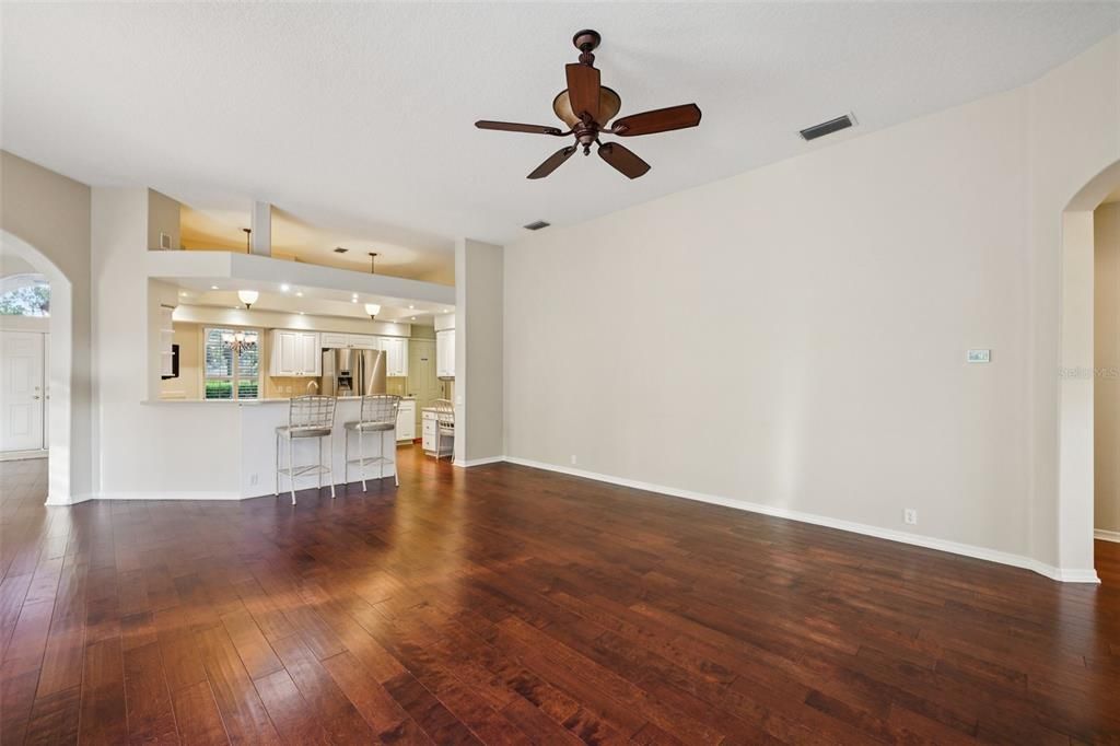 Active With Contract: $699,900 (4 beds, 3 baths, 2655 Square Feet)