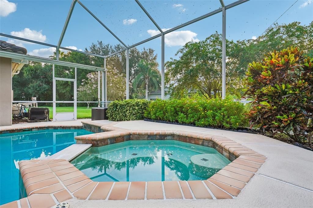 Active With Contract: $699,900 (4 beds, 3 baths, 2655 Square Feet)