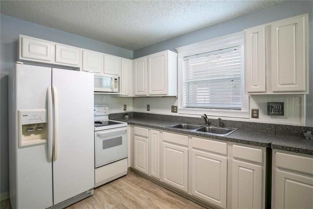 En Venta: $142,900 (1 camas, 1 baños, 588 Pies cuadrados)