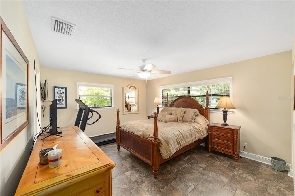 For Sale: $727,000 (3 beds, 2 baths, 2358 Square Feet)