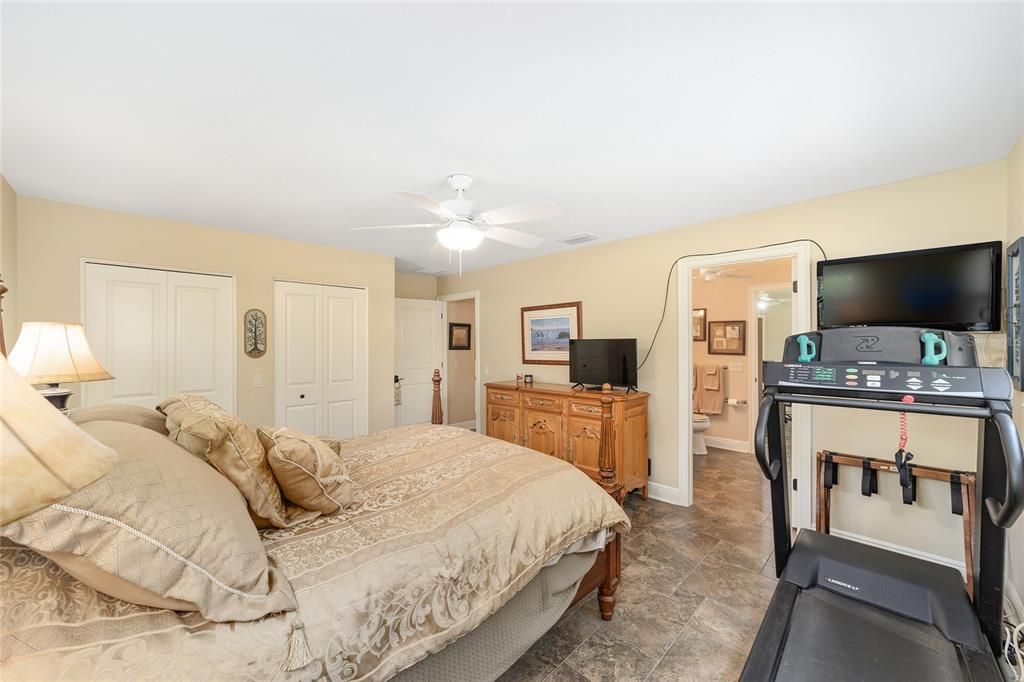 For Sale: $727,000 (3 beds, 2 baths, 2358 Square Feet)