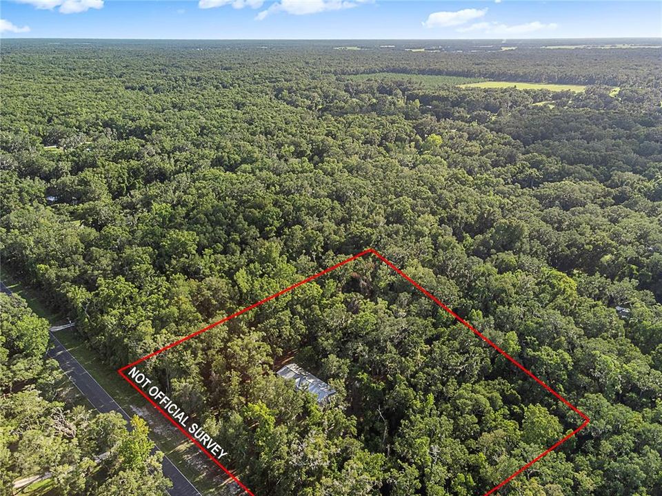 Activo con contrato: $289,000 (4 camas, 2 baños, 2240 Pies cuadrados)