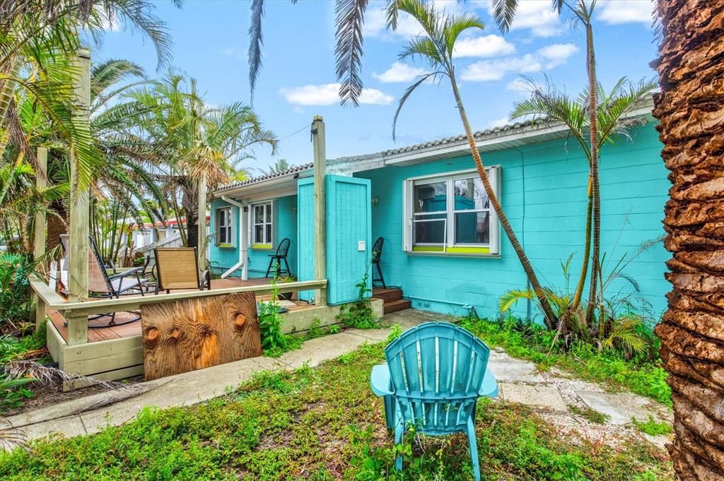 Active With Contract: $399,000 (3 beds, 0 baths, 1404 Square Feet)