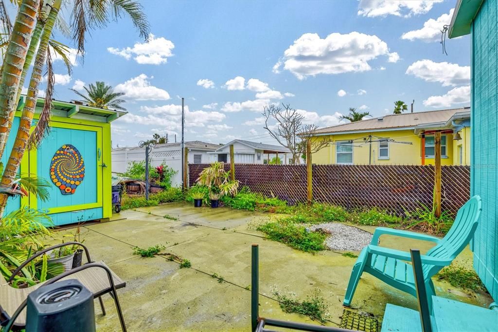 Active With Contract: $399,000 (3 beds, 0 baths, 1404 Square Feet)