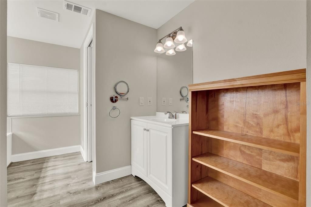 En Venta: $135,000 (2 camas, 2 baños, 1690 Pies cuadrados)