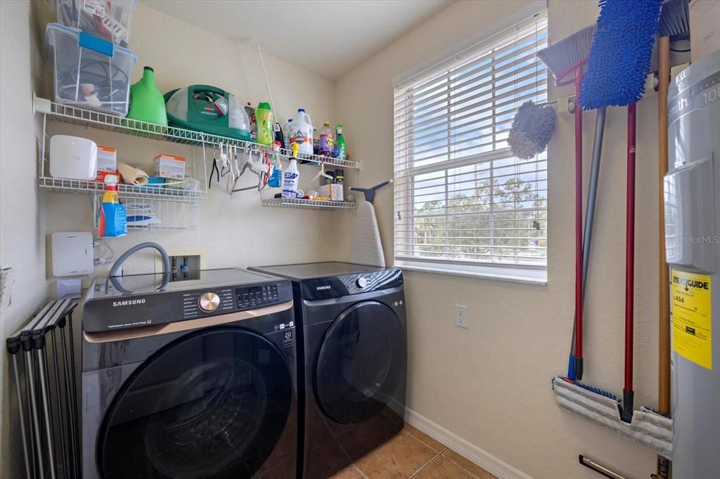 For Rent: $3,400 (2 beds, 2 baths, 1382 Square Feet)