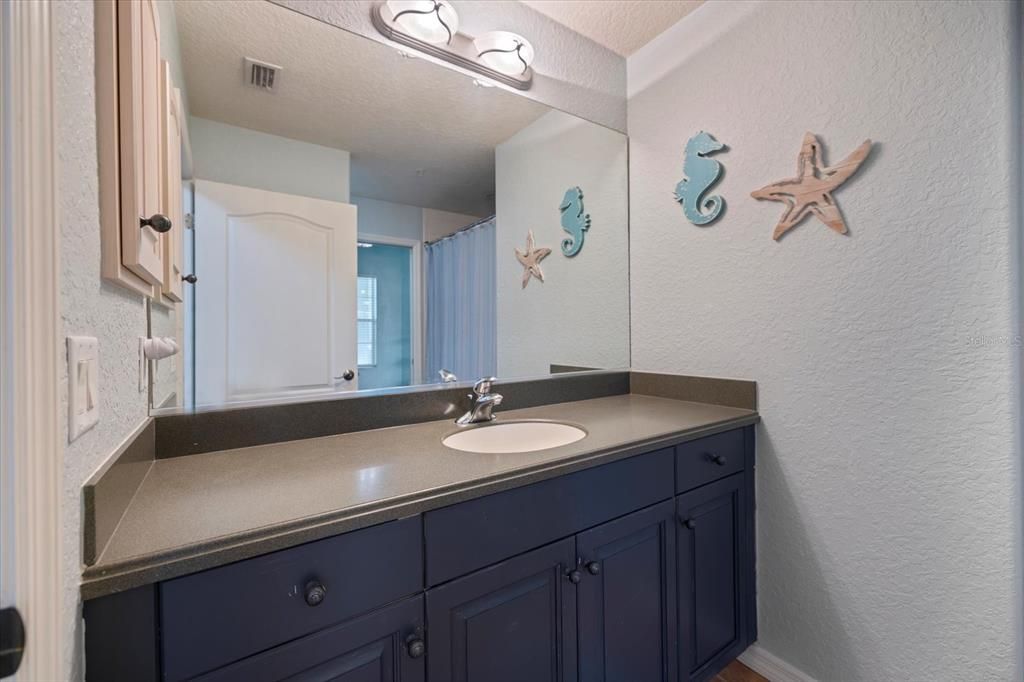 For Rent: $3,400 (2 beds, 2 baths, 1382 Square Feet)