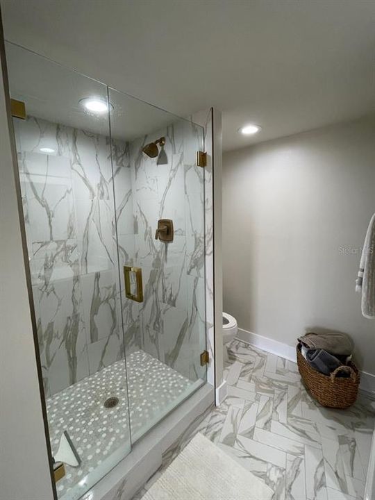 出租: $6,500 (2 贝兹, 2 浴室, 1544 平方英尺)