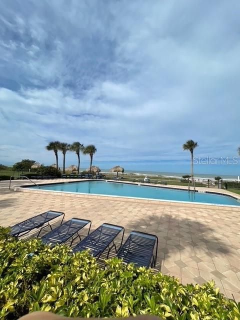 出租: $6,500 (2 贝兹, 2 浴室, 1544 平方英尺)