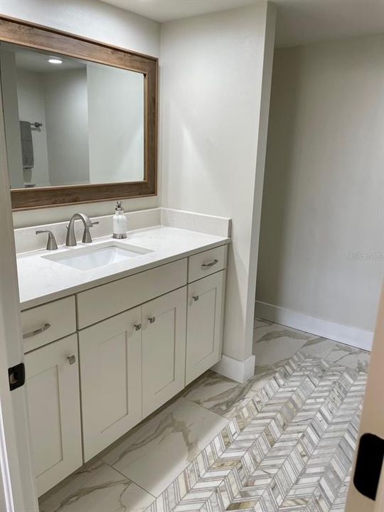 出租: $6,500 (2 贝兹, 2 浴室, 1544 平方英尺)