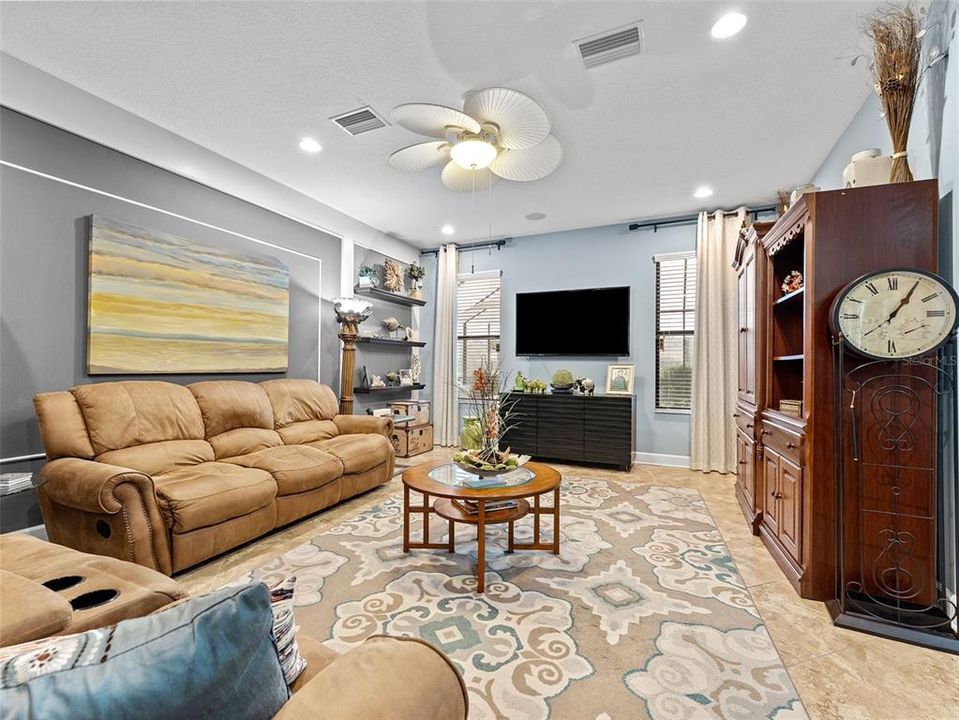 Active With Contract: $689,900 (4 beds, 2 baths, 3243 Square Feet)