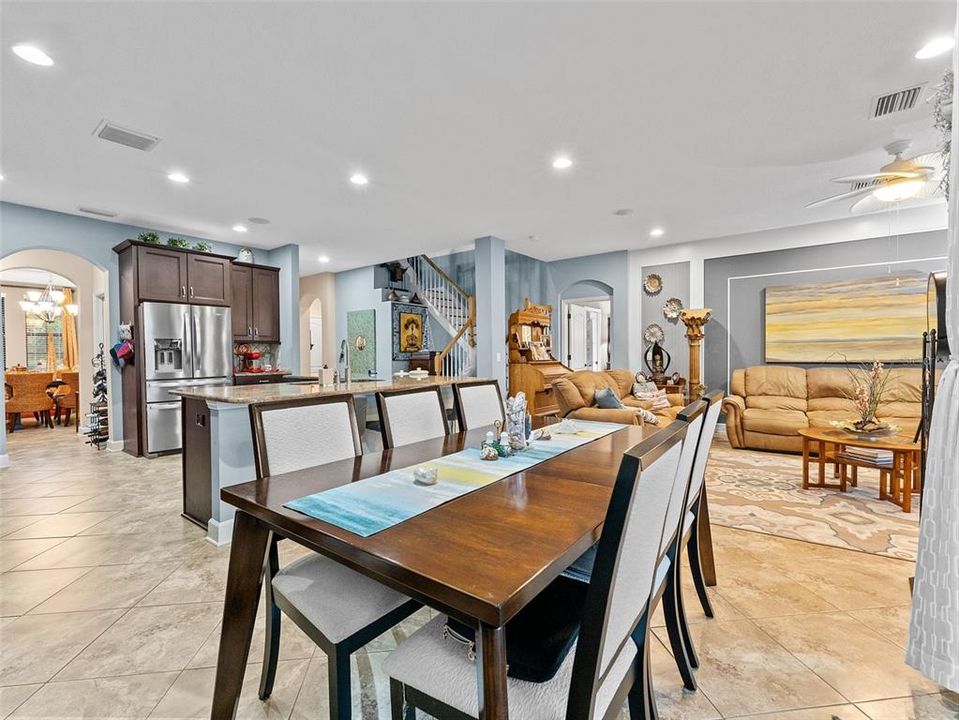 Active With Contract: $689,900 (4 beds, 2 baths, 3243 Square Feet)