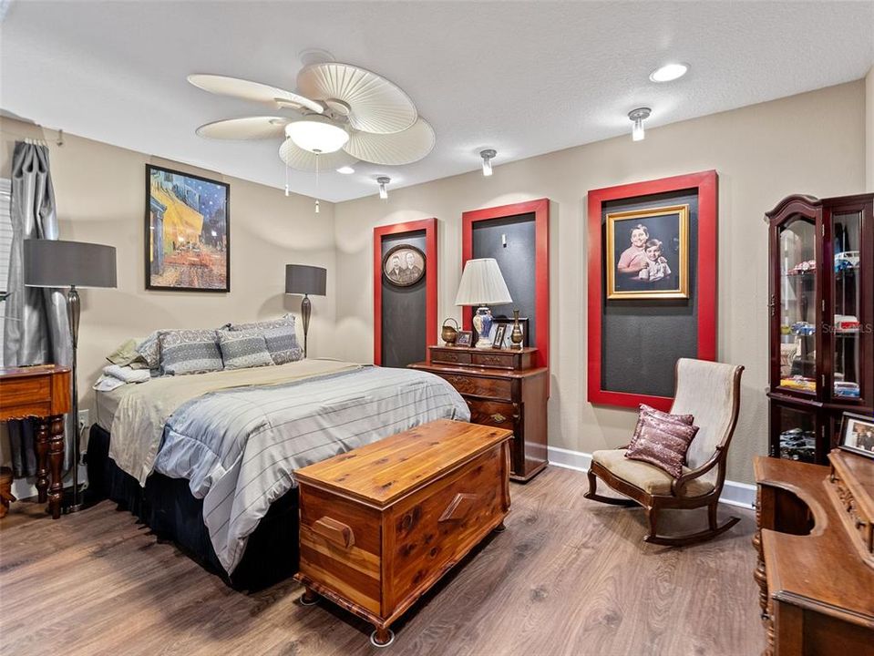 Active With Contract: $689,900 (4 beds, 2 baths, 3243 Square Feet)