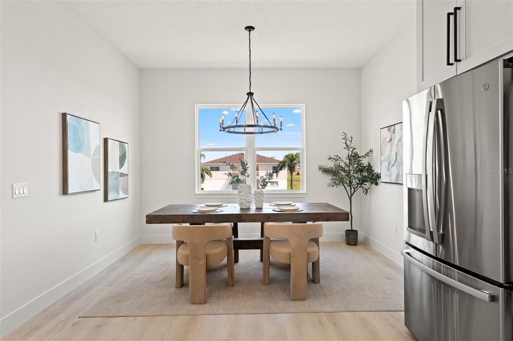 待售: $699,000 (3 贝兹, 2 浴室, 1800 平方英尺)