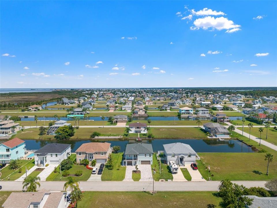 待售: $699,000 (3 贝兹, 2 浴室, 1800 平方英尺)