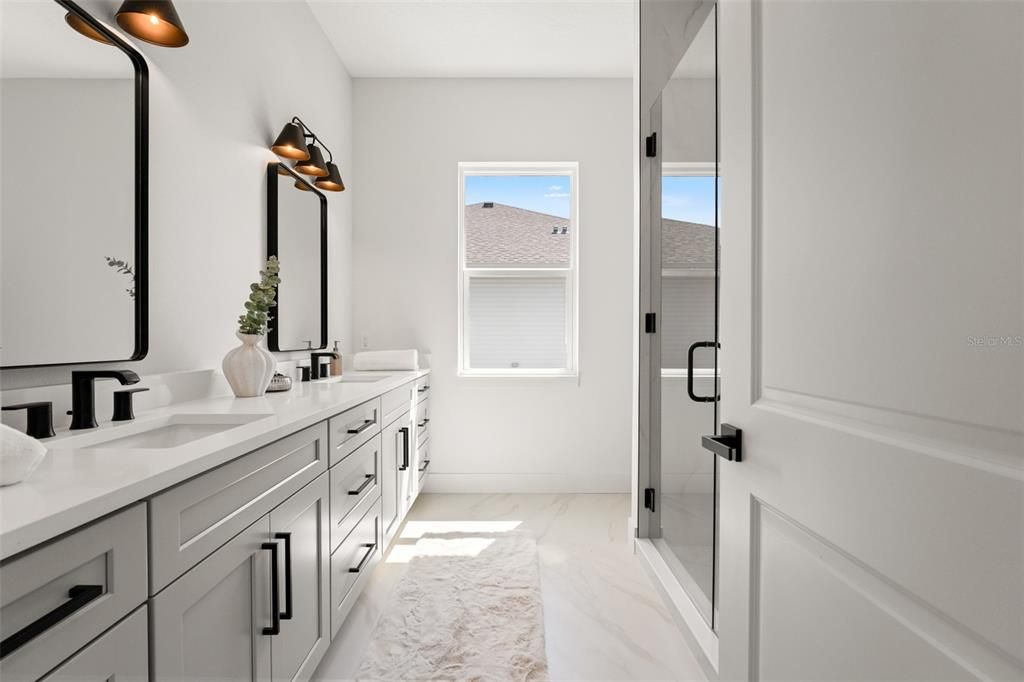 待售: $699,000 (3 贝兹, 2 浴室, 1800 平方英尺)