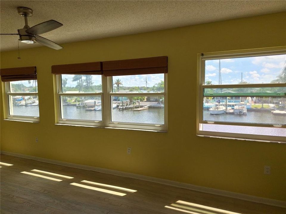 待售: $119,000 (2 贝兹, 2 浴室, 1388 平方英尺)