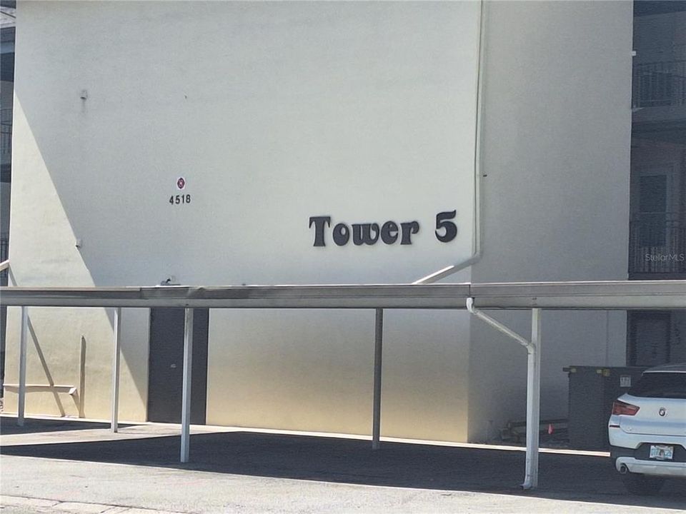 待售: $119,000 (2 贝兹, 2 浴室, 1388 平方英尺)