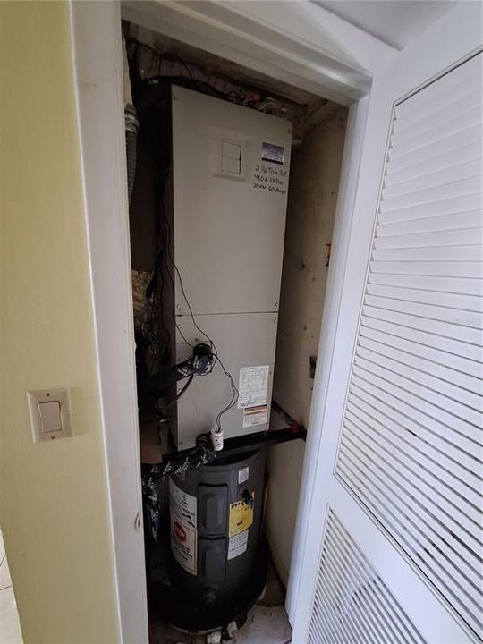 待售: $119,000 (2 贝兹, 2 浴室, 1388 平方英尺)