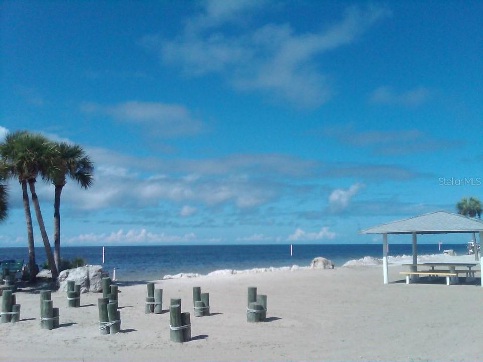 待售: $119,000 (2 贝兹, 2 浴室, 1388 平方英尺)