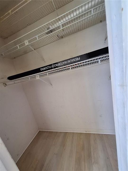 待售: $119,000 (2 贝兹, 2 浴室, 1388 平方英尺)