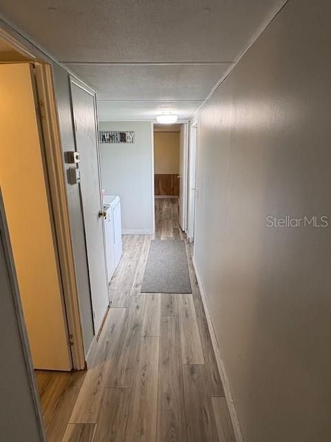 На продажу: $119,900 (2 спален, 1 ванн, 770 Квадратных фут)