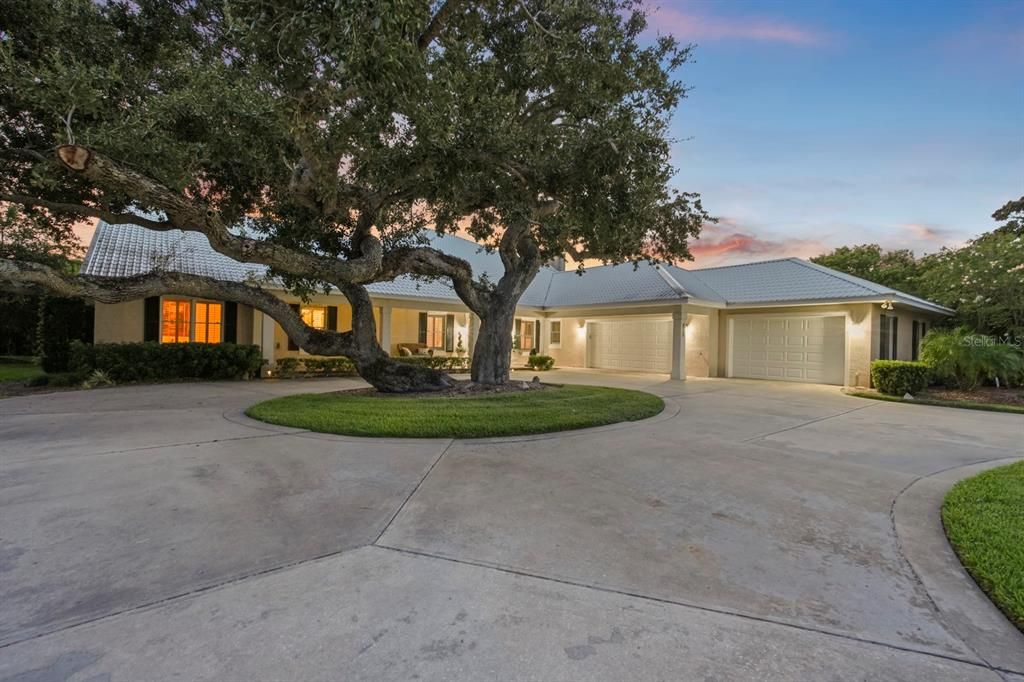 待售: $2,800,000 (5 贝兹, 4 浴室, 4988 平方英尺)