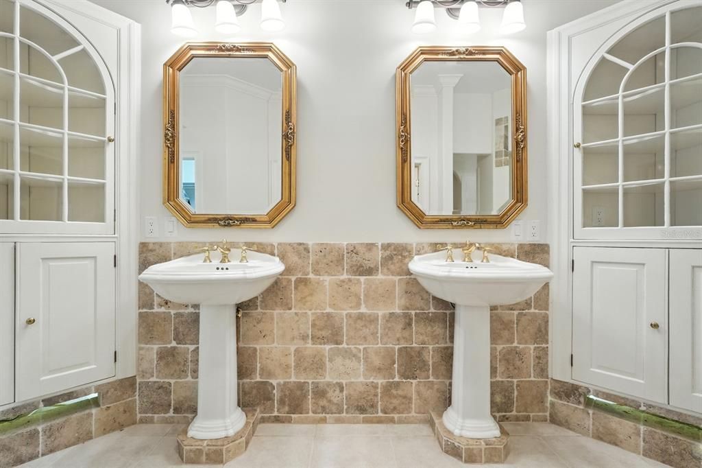 待售: $2,800,000 (5 贝兹, 4 浴室, 4988 平方英尺)