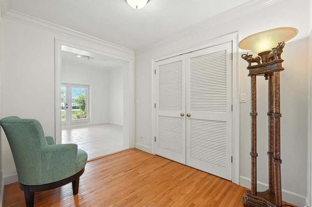 待售: $2,800,000 (5 贝兹, 4 浴室, 4988 平方英尺)