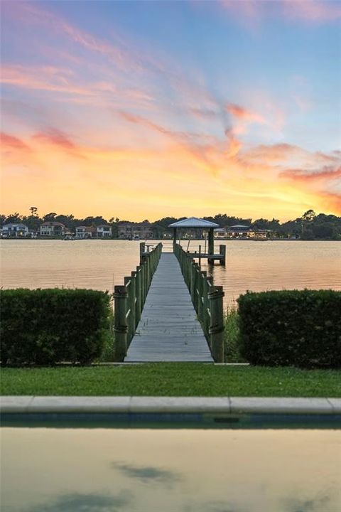 待售: $2,800,000 (5 贝兹, 4 浴室, 4988 平方英尺)