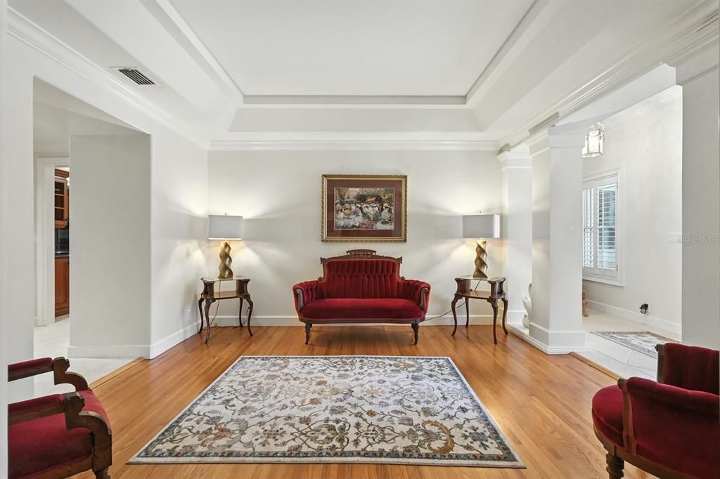 待售: $2,800,000 (5 贝兹, 4 浴室, 4988 平方英尺)