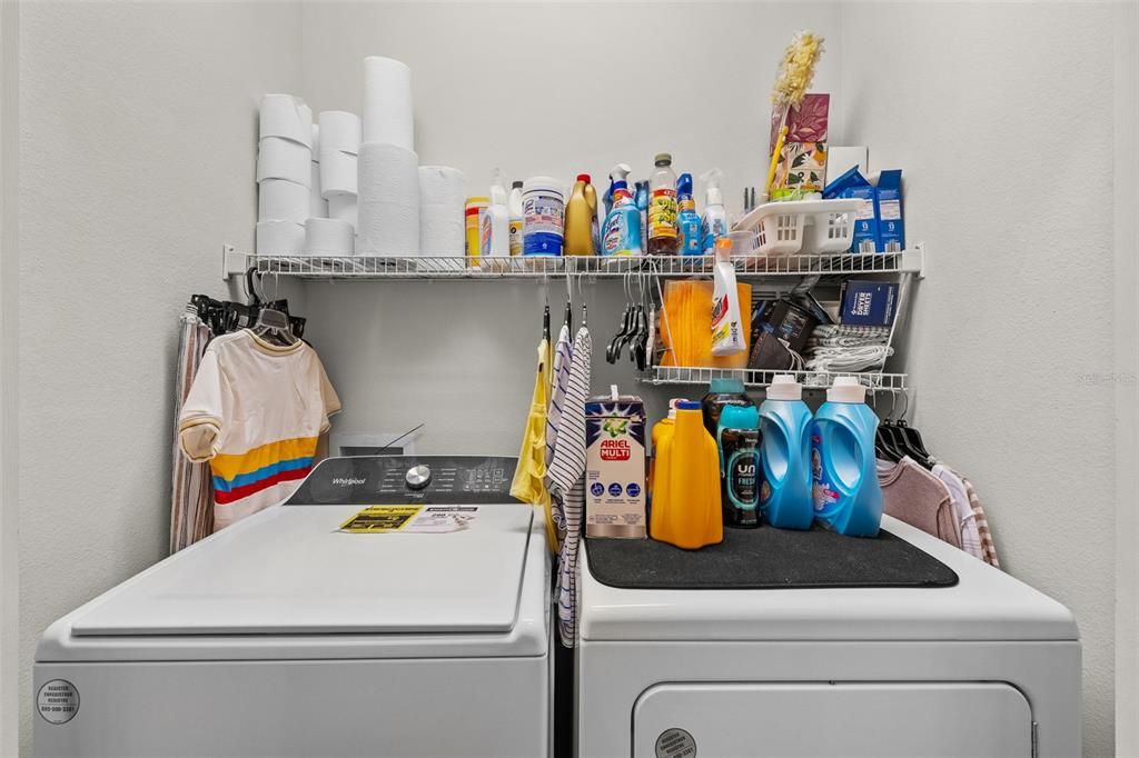 For Sale: $228,000 (3 beds, 2 baths, 1401 Square Feet)