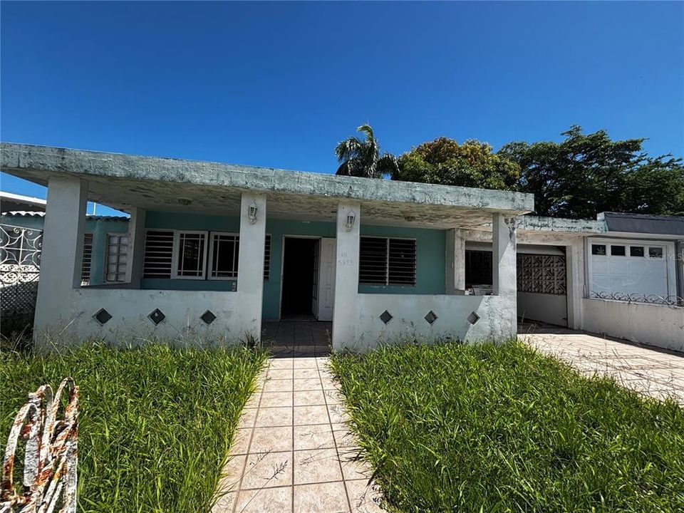 На продажу: $179,000 (4 спален, 2 ванн, 1200 Квадратных фут)