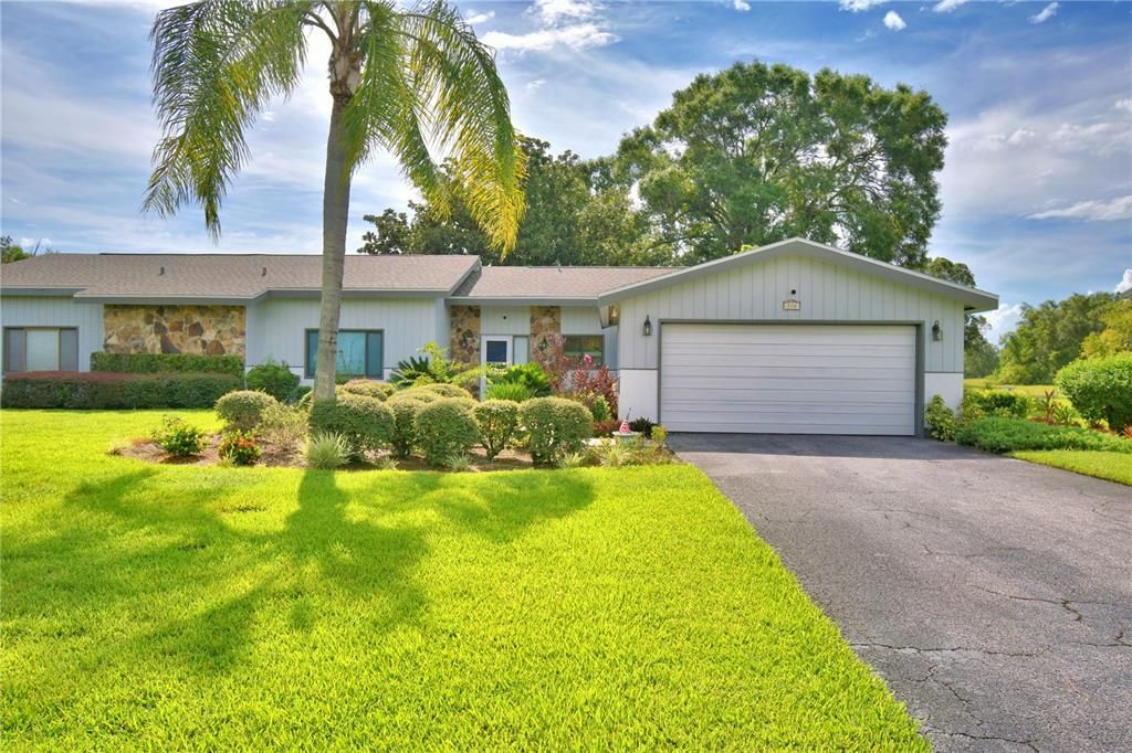 For Sale: $259,000 (2 beds, 3 baths, 2272 Square Feet)